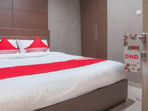 OYO 383 Env Residence - Photo 2