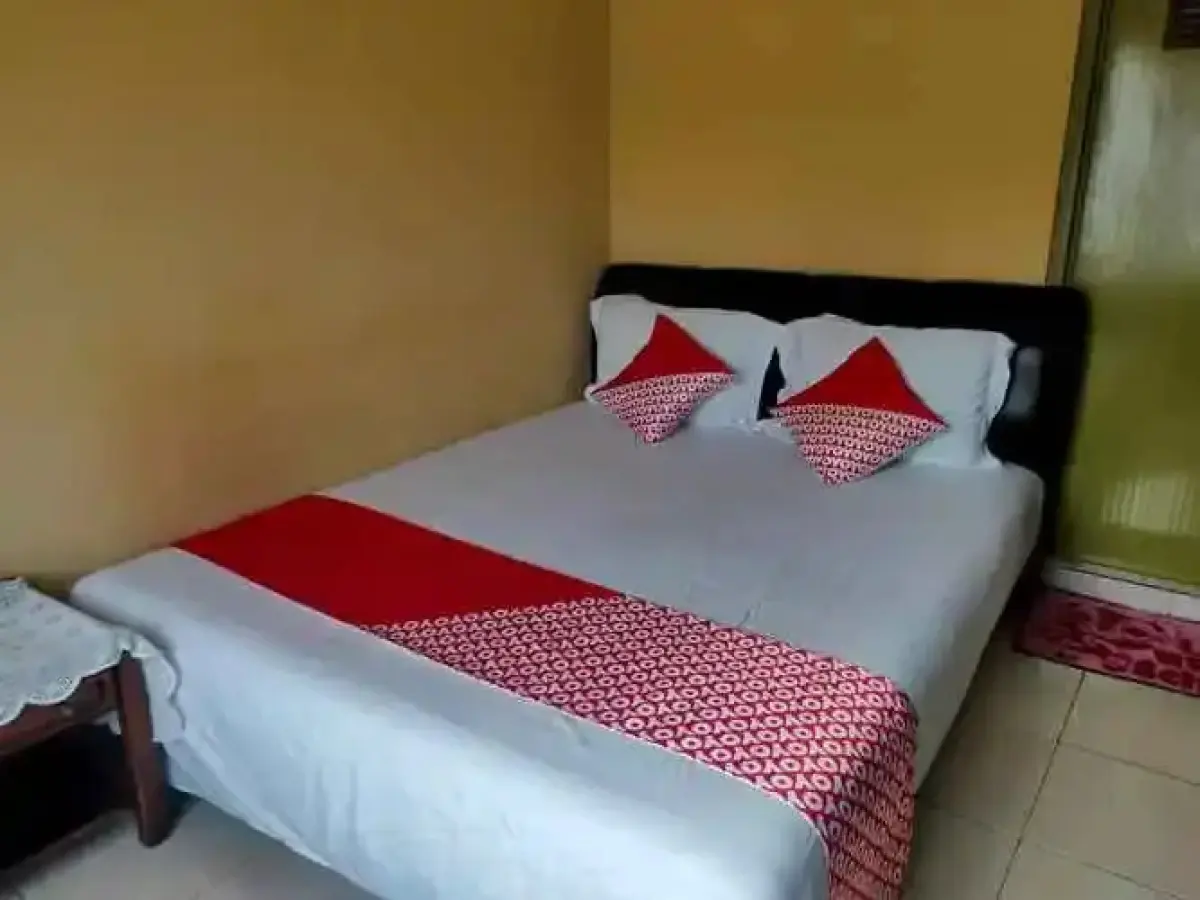 OYO 3948 Kenangan Syariah Guest House