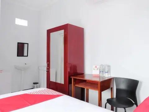 Oyo 437 Hnr Homestay Syariah - Photo 3