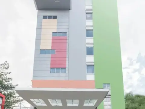 Oyo 472 Hotel Asyra - Photo 1
