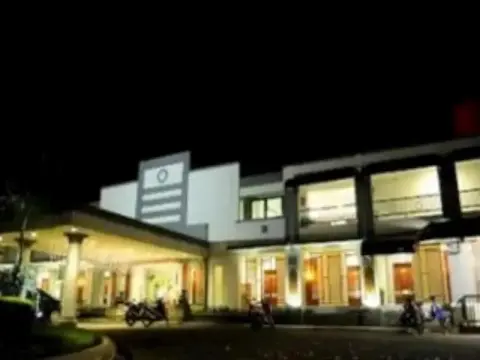 OYO 738 New Ria Diani - Foto 1