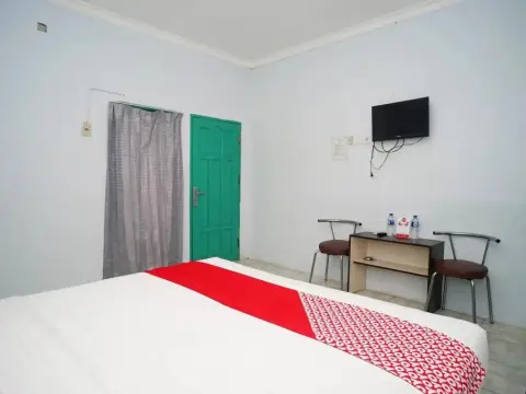 OYO 754 Nur Aziziah Guest House - Photo 3
