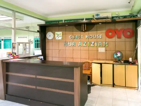 OYO 754 Nur Aziziah Guest House - Photo 2