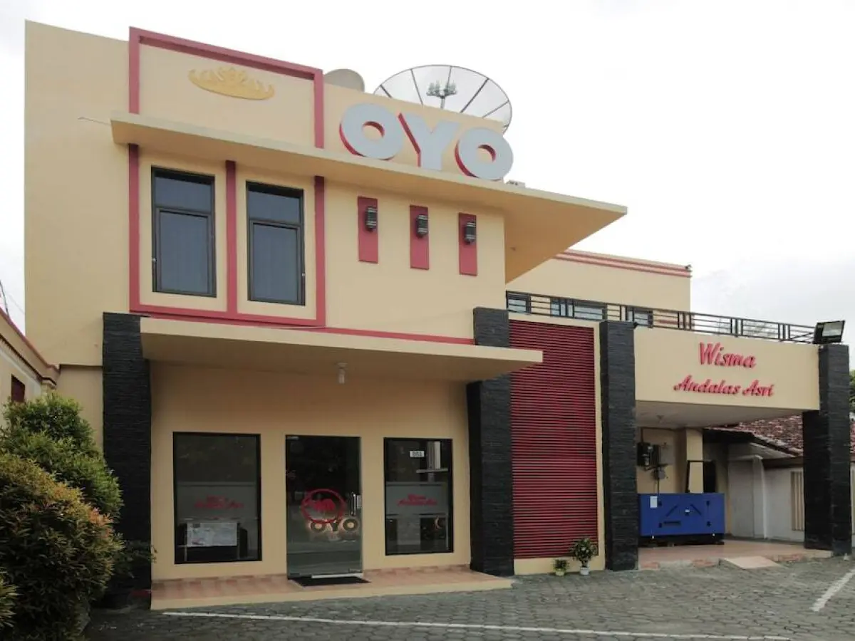 OYO 765 Wisma Andalas Asri Syariah