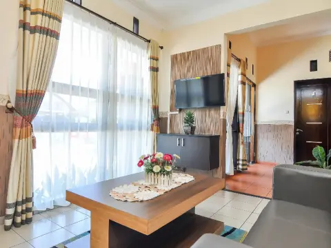 OYO 897 d'Dhave Hotel - Photo 4