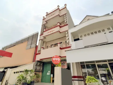 OYO 90048 Teratai Bekasi Guesthouse - Foto 1