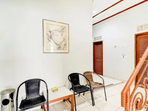 OYO 90048 Teratai Bekasi Guesthouse - Foto 4