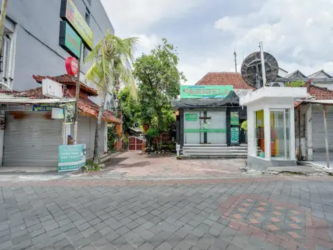 OYO 90055 Sadewa Guest House - Foto 1