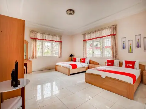 OYO 90080 Villa Lotus E06 - Photo 3