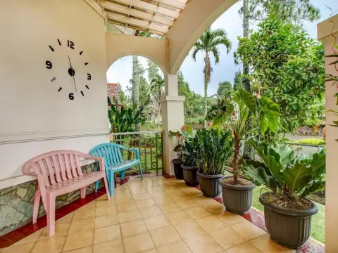 OYO 90080 Villa Lotus E06 - Photo 4