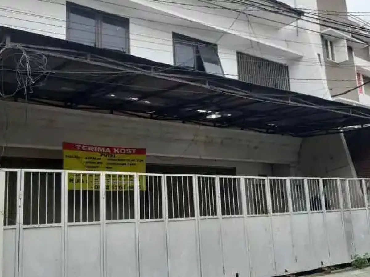 OYO 90143 Gosepa Keputih Syariah