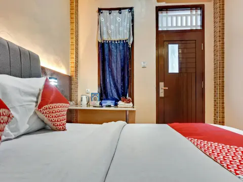 OYO 90314 Stadion Guesthouse Syariah - Photo 2