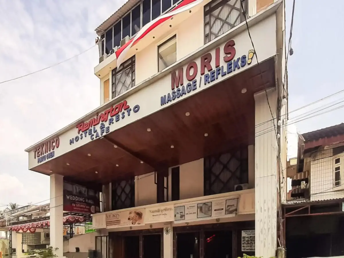 OYO 90428 Remington Hostel