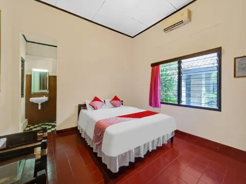 OYO 90676 Oryza Hotel - Photo 1