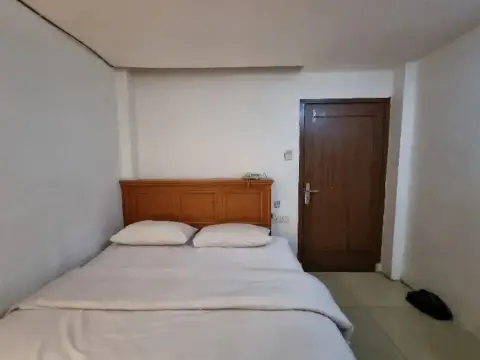 OYO 90952 Hotel Grand Sirao - Photo 2