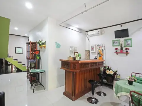 OYO 91378 Noor Inn Syariah - Foto 1