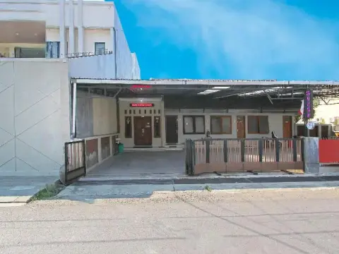 OYO 91487 Ib Homestay Syariah - Photo 1