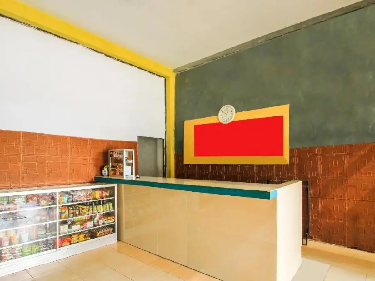 OYO 91855 Big Hotel Kendari