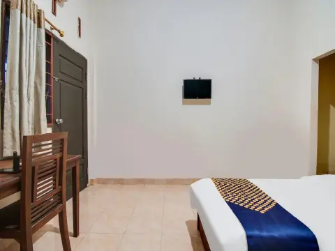 OYO 92024 Green Hotel - Photo 3