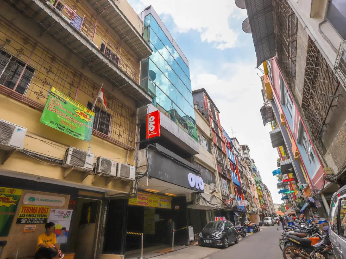 OYO Flagship 3563 New Mg Hotel