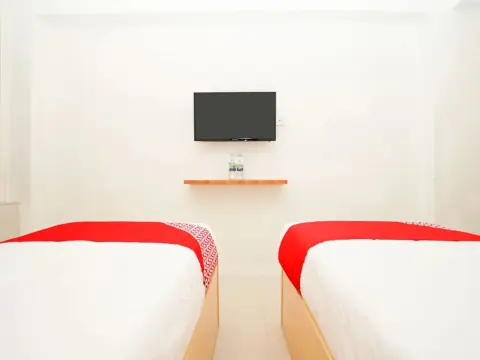 OYO Flagship 910 Menara Rungkut Surabaya - Photo 3