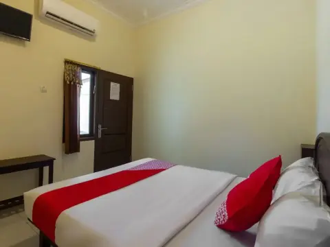 OYO Flagship 91245 Rika Hotel Makassar - Photo 4