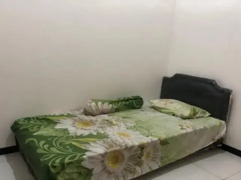 OYO Life 2678 Manyar Guest House - Photo 2