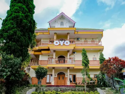OYO Life 538 Villa Handayani Syariah - Photo 1