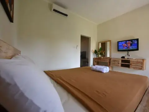 Palm 57 Guest House - Photo 3