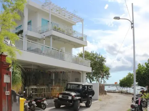 Paras Paros Marina Lodge - Photo 1