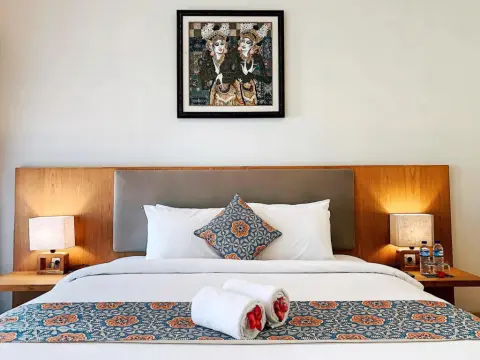 Perissos Echo Beach - Photo 2