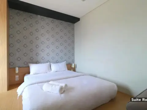 Plaza 54 Residence - Photo 4