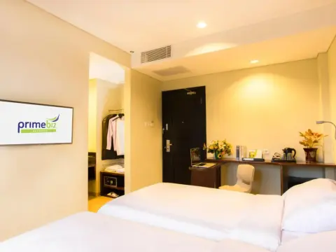 PrimeBiz Hotel Karawang - Photo 4