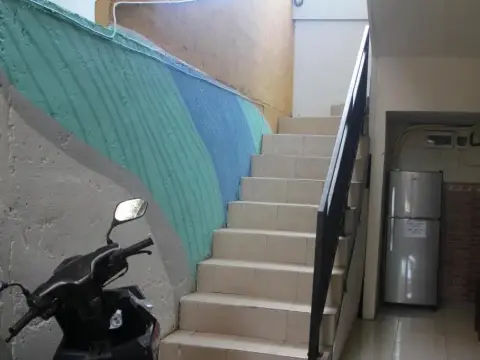 Putra Dadi Guest House - Photo 1