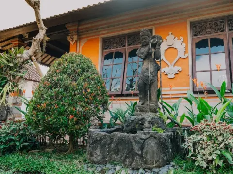 Rahayu Guest House - Photo 1