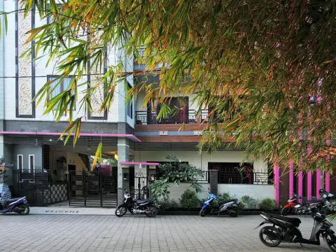 Ramantika Bali House - Photo 1