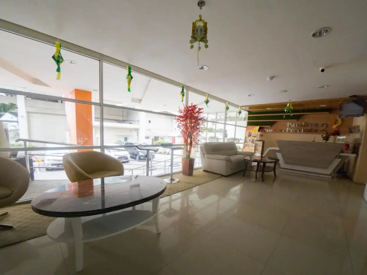 RedDoorz Apartment near Bundaran Satelit Surabaya