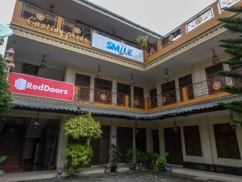 RedDoorz @ Canting Prodo Hotel Yogyakarta - Photo 1