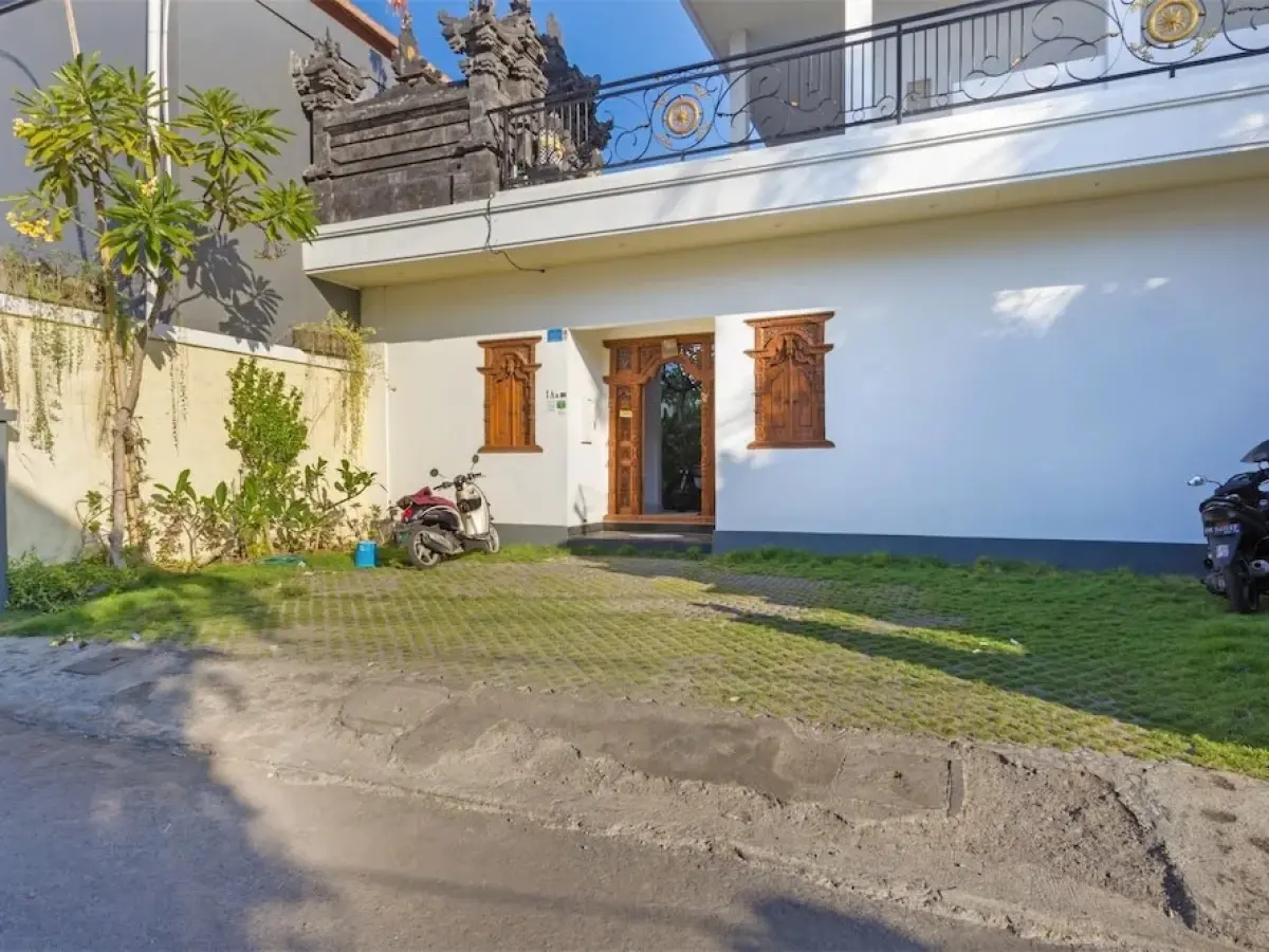 RedDoorz @ Denpasar Sanur 2