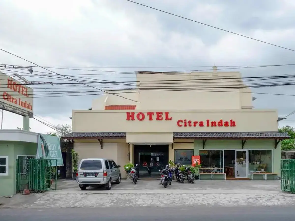 RedDoorz @ Hotel Citra Indah