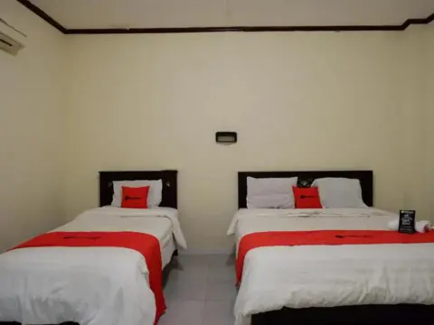 RedDoorz @ Hotel Citra Indah - Photo 3