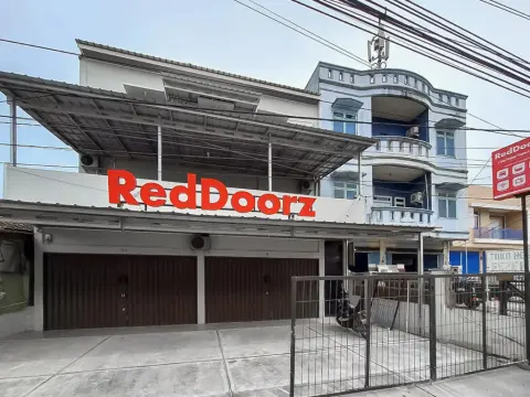 RedDoorz @ Jalan Pangeran Tirtayasa Lampung 2 - Photo 3