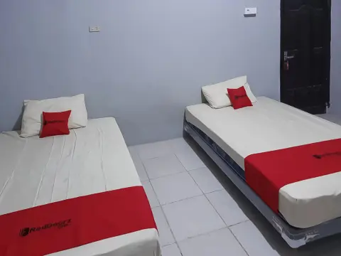 RedDoorz @ Jalan Pangeran Tirtayasa Lampung 2 - Photo 4