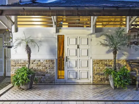 RedDoorz @ Mampang Prapatan - Photo 1