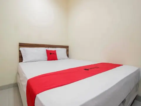 RedDoorz @ Meruya 2 - Photo 3