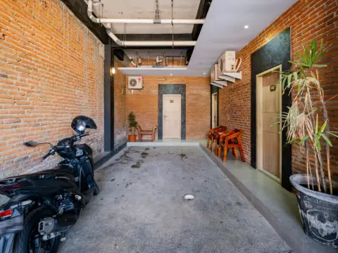 RedDoorz @ Sangnala Homestay Pakisaji - Photo 1