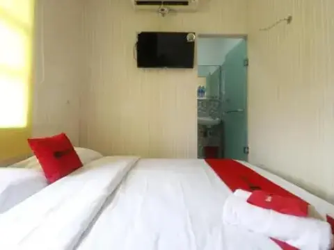 RedDoorz @ Sukajadi Pekanbaru - Foto 2