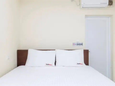 RedDoorz @ Tuban Kuta - Photo 4