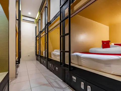 Reddoorz Hostel @ Pod House Makassar - Photo 2