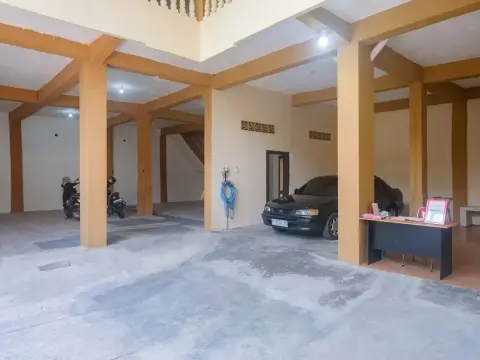 RedDoorz near Alun Alun Klaten - Photo 4